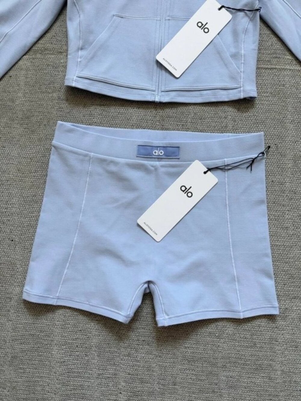 Alo Yoga Alosoft Sincere Fitted Jacket and Alosoft Sincere Micro Short, size S - Picture 6 of 10